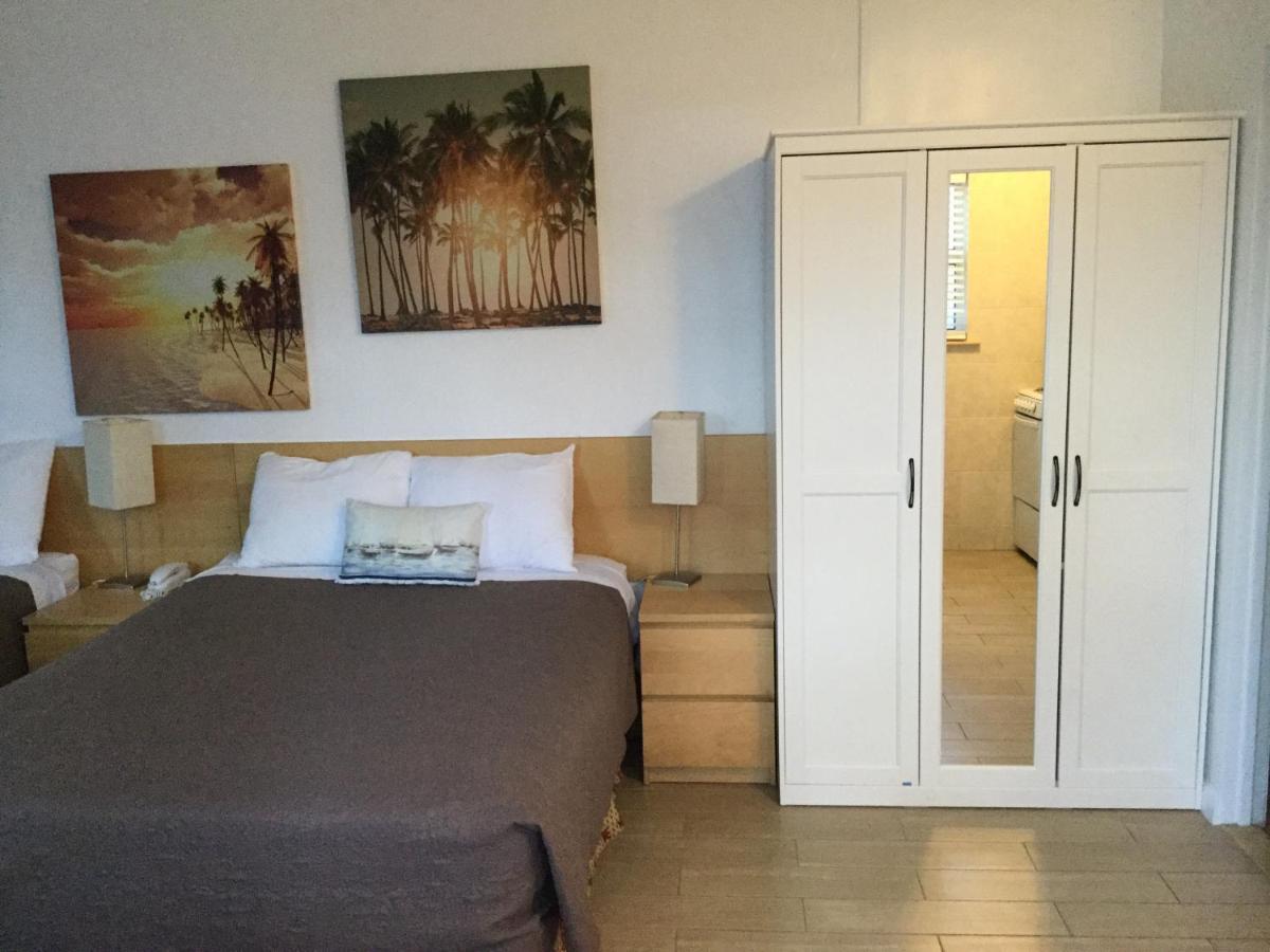 Breakaway Inn Guest House Лодердейл-бай-Си Экстерьер фото