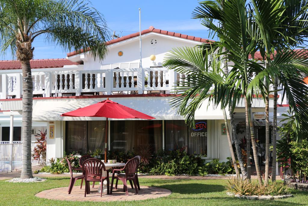 Breakaway Inn Guest House Лодердейл-бай-Си Экстерьер фото