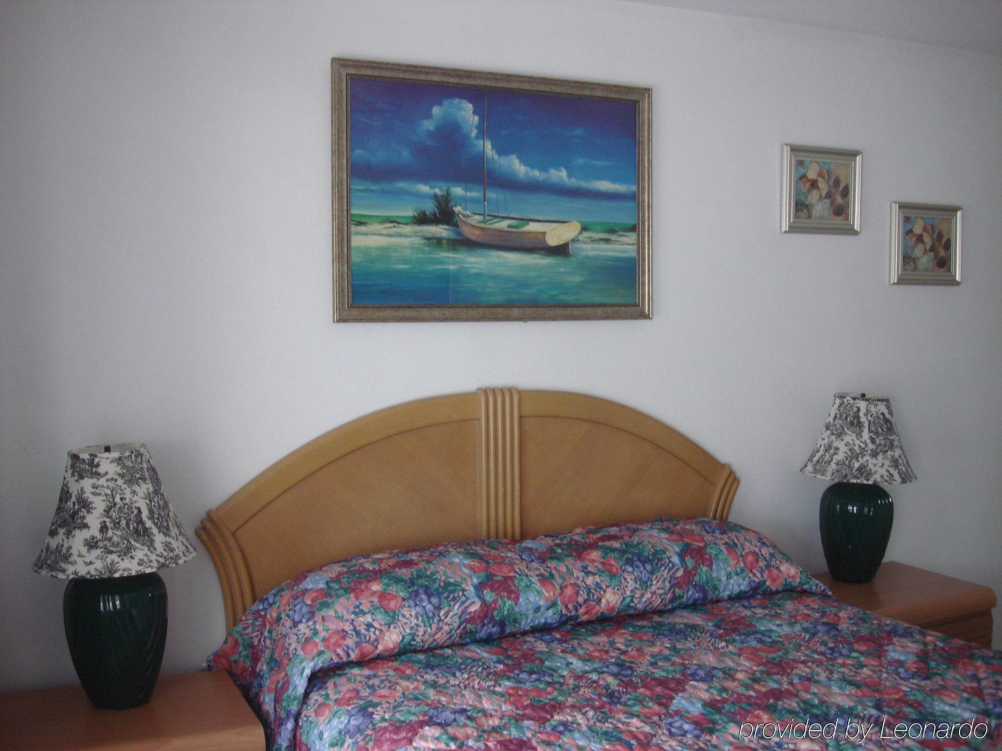 Breakaway Inn Guest House Лодердейл-бай-Си Экстерьер фото