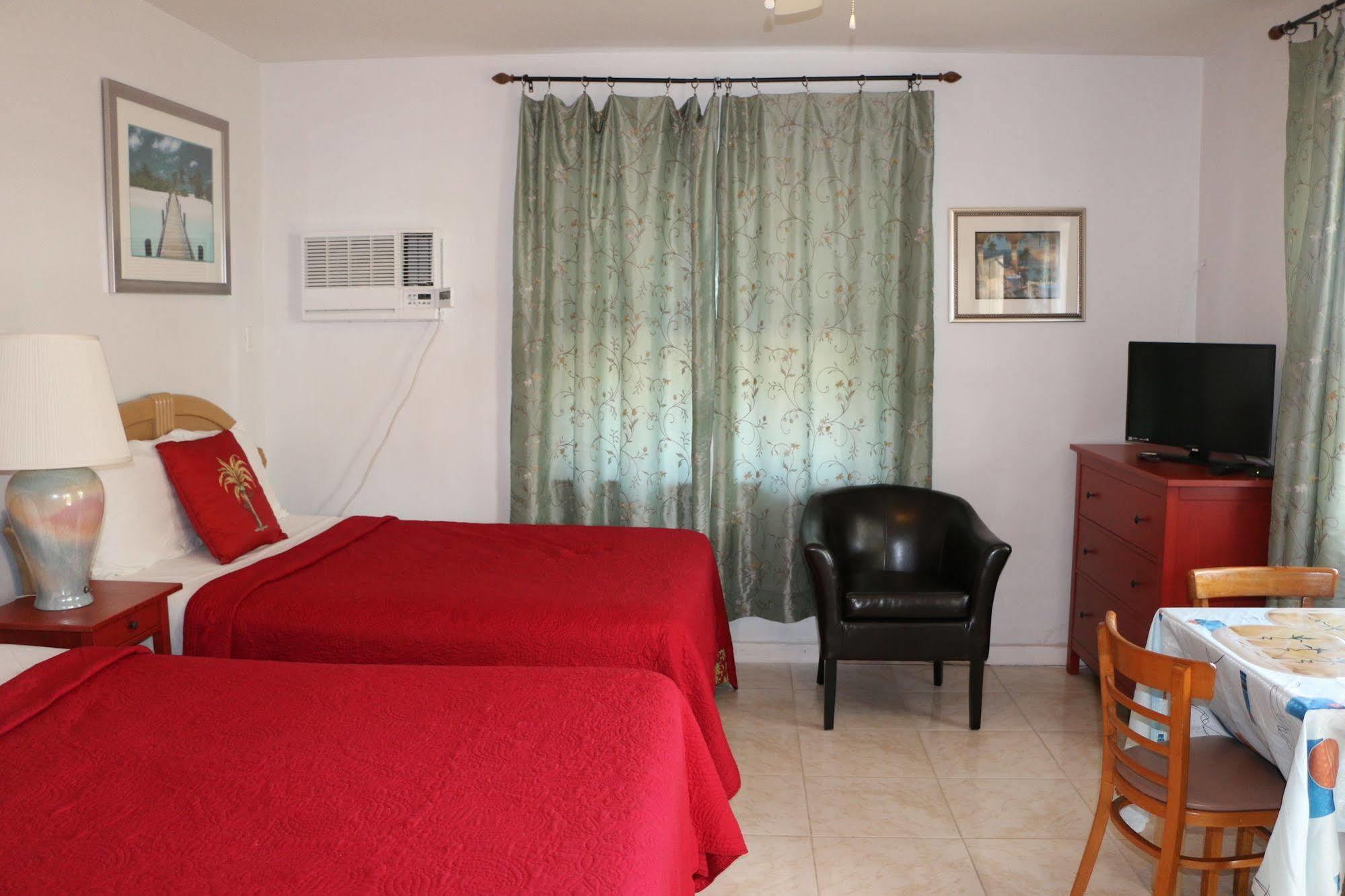 Breakaway Inn Guest House Лодердейл-бай-Си Экстерьер фото