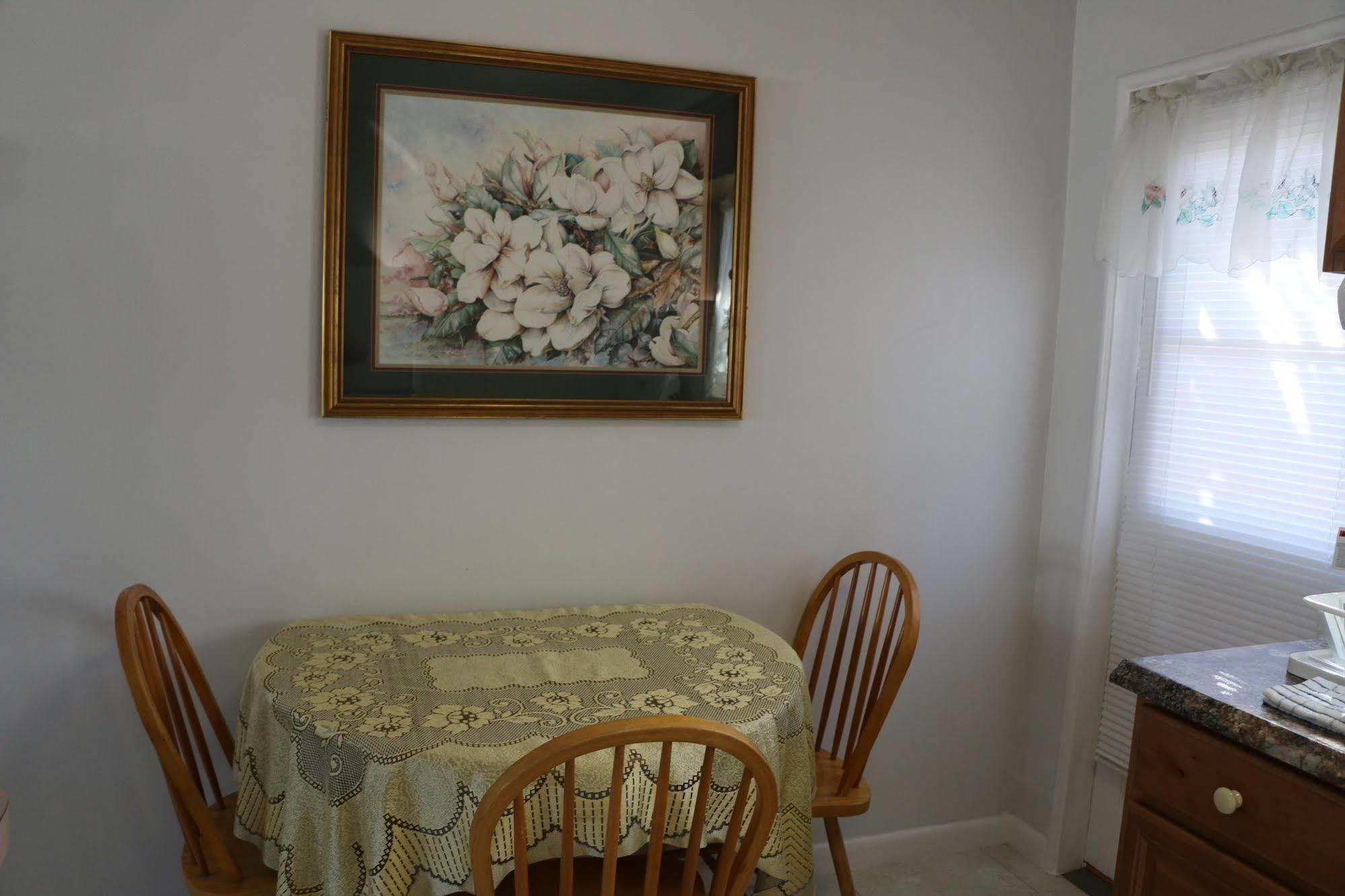 Breakaway Inn Guest House Лодердейл-бай-Си Экстерьер фото